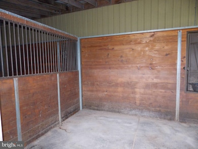 4501 Cap Stine Rd, Frederick, MD 21703 - photo 7