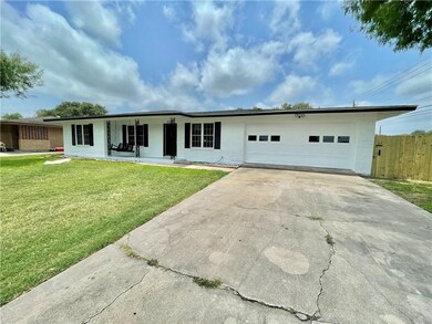 502 Evergreen Dr, Corpus Christi, TX 78412 - photo 2