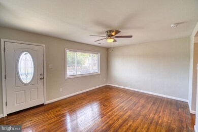 2101 Columbia Place, Hyattsville, MD 20785 - photo 5