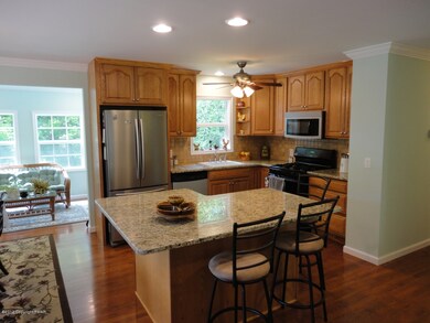 511 Mac Ln, East Stroudsburg, PA 18301 - photo 2