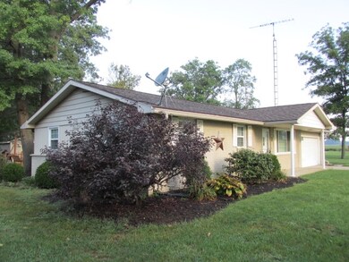 8001 N Tanglewood Ln, Muncie, IN 47304 - photo 3