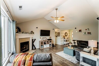 7633 Maeve Dr, Fort Wayne, IN 46835 - photo 6