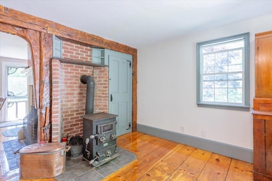 15 Feylers Corner Road, Waldoboro