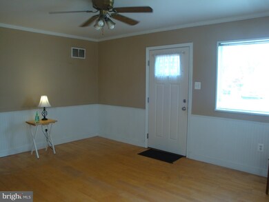 100 Martin Dr, Manassas Park, VA 20111 - photo 5