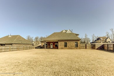 EXTERIOR BACK VIEW