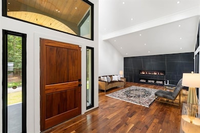 4070 Whitewater Creek Rd NW, Atlanta, GA 30327 - photo 3