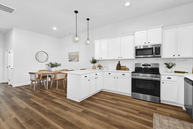 AMAZING CHEFS KITCHEN!