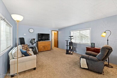 05-Living Room
