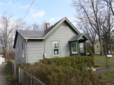 519 Willow Ave, North Tonawanda, NY 14120 - photo 2