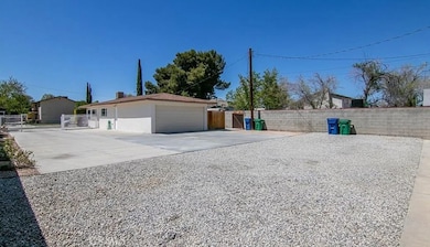 45122 Date Ave, Lancaster, CA 93534 - photo 2