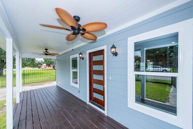 901 Kelley St, Houston, TX 77009 - photo 3