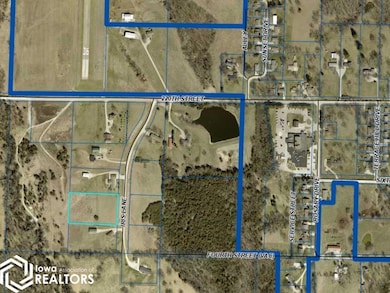 2207 Iris Ave, Corning, IA 50841 - photo 2