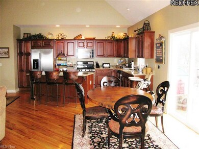 Kitchen and Dinette with Hardwood Floor