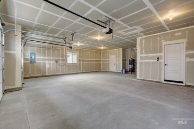 8381 E Sunray Dr, Nampa, ID 83687 - photo 2