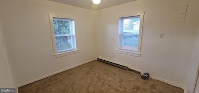 213 N Boundary St, Ranson, WV 25438 - photo 6