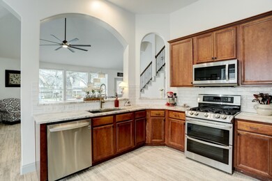 4805 Lakefront Terrace Ct, Pearland, TX 77584 - photo 4