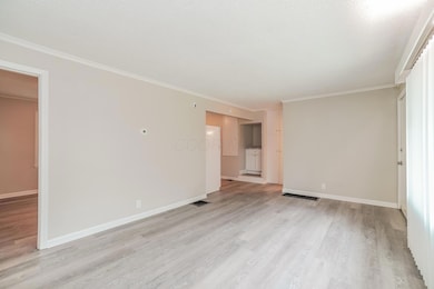 4 Living Room
