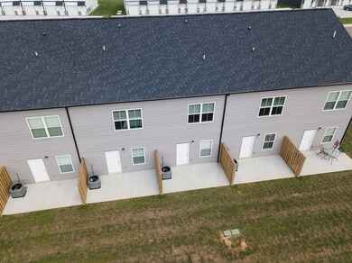 212 Drayton Dr unit C, Clarksville, TN 37042 - photo 2