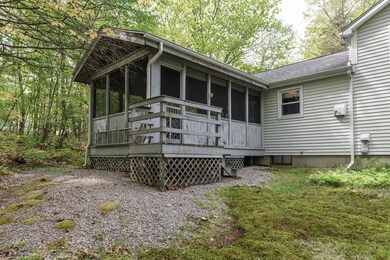 34 Carriage Ln, Hooksett, NH 03106 - photo 4