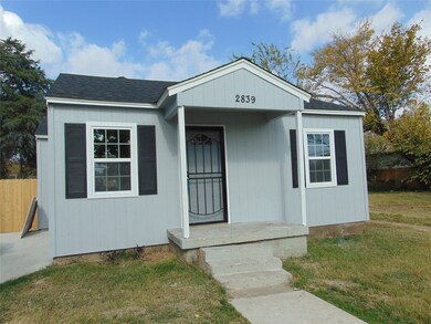 2839 E Overton Rd, Dallas, TX 75216 - photo 2