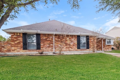 2517 Dove Creek Ln, Carrollton, TX 75006 - photo 2