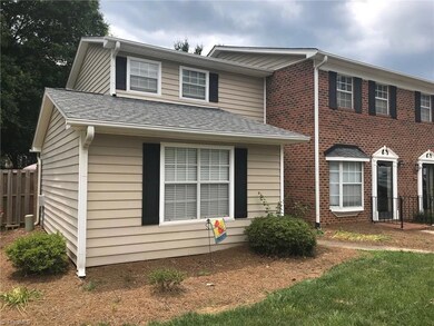 2216 Stonecutter Dr unit 9, Winston Salem, NC 27103 - photo 2