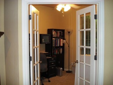 Studio/Study/Office.