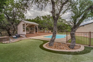 8818 Canyon Crest Dr, Boerne, TX 78006 - photo 6