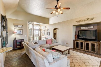 4704 Kellye Green St, Shawnee, OK 74804 - photo 7