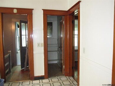 424 2nd St, Albany, NY 12206 - photo 5