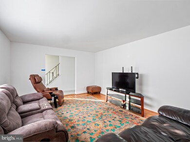 13029 Chalfont Ave, Fort Washington, MD 20744 - photo 3