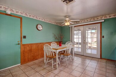 Kitchen/Dining