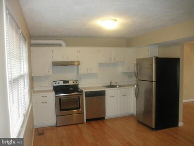 1425 Harford Square Dr, Edgewood, MD 21040 - photo 4