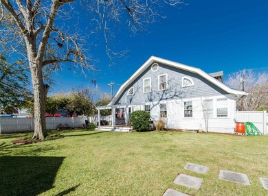842 Rutledge_Low Res-1