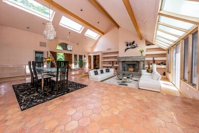 429 Elliott Road