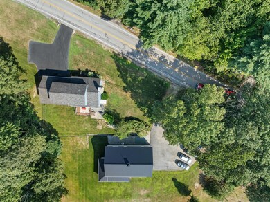 129 Hackett Hill Rd, Hooksett, NH 03106 - photo 5