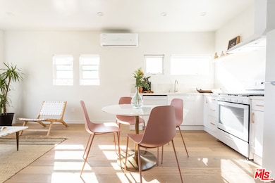 3611 1/2 Bellevue Ave, Los Angeles, CA 90026 - photo 2