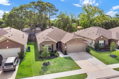 629 E Fairway Lake Dr, Alvin, TX 77511 - photo 4