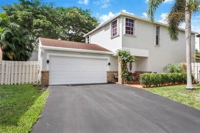 14060 Langley Place, Davie, FL 33325 - photo 2