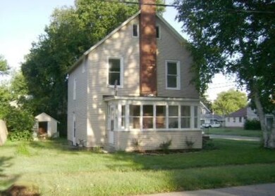 922 Regent St, Niles, MI 49120 - photo 3