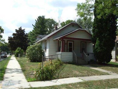 2018 Osband Ave, Lansing, MI 48910 - photo 2