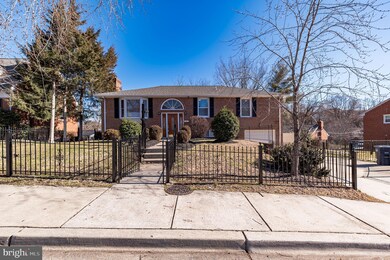 932 Ray Rd, Hyattsville, MD 20783 - photo 2