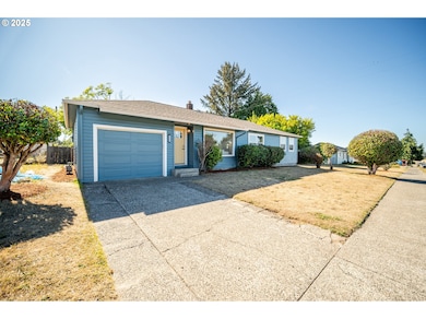 1710 Johnson St, North Bend, OR 97459 - photo 2