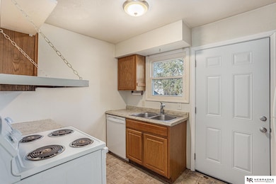 842 & 844 New Hampshire St, Lincoln, NE 68508 - photo 4
