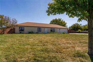 17076 S Shawnee Heights Rd, Overbrook, KS 66524 - photo 2
