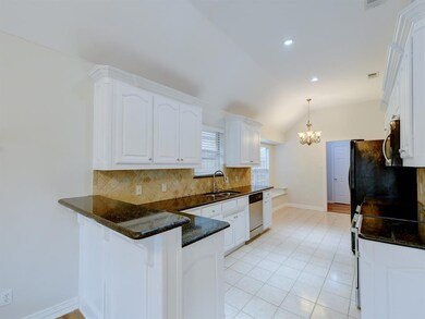 721 Herman Dr, Hurst, TX 76054 - photo 7