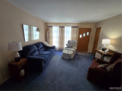 430 E Oak Orchard St, Medina, NY 14103 - photo 2