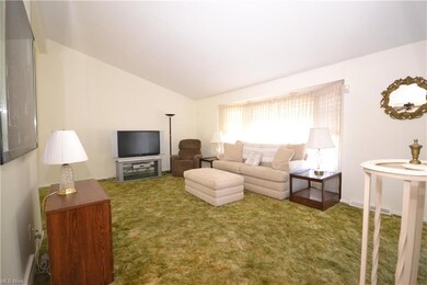 22200 Sandalwood Rd, Bedford, OH 44146 - photo 3