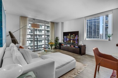 55 SE 6th St unit 3007, Miami, FL 33131 - photo 7