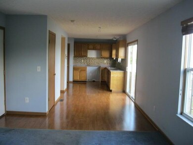 4812 Amber Crossing Dr, Columbus, OH 43232 - photo 6